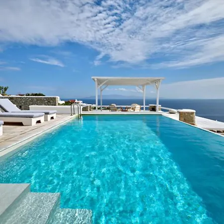 Stunning With Panoramic View פסארו
